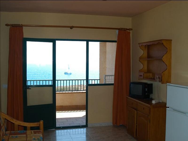 Apartamentos Moon Dreams Cabo De Banos 卡拉恩·布拉内斯 外观 照片